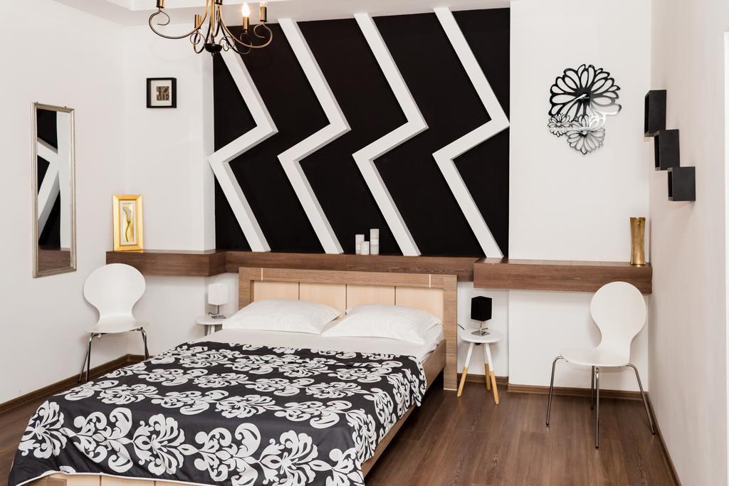 Apartments Zefir Lviv Eksteriør bilde