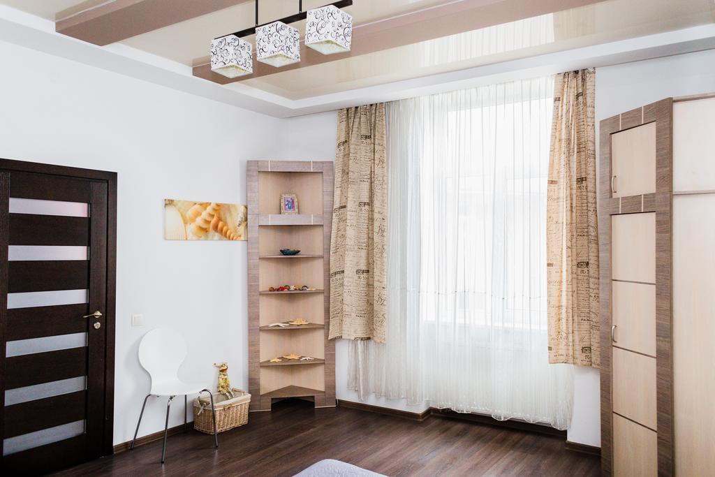Apartments Zefir Lviv Eksteriør bilde