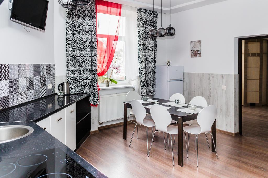 Apartments Zefir Lviv Eksteriør bilde