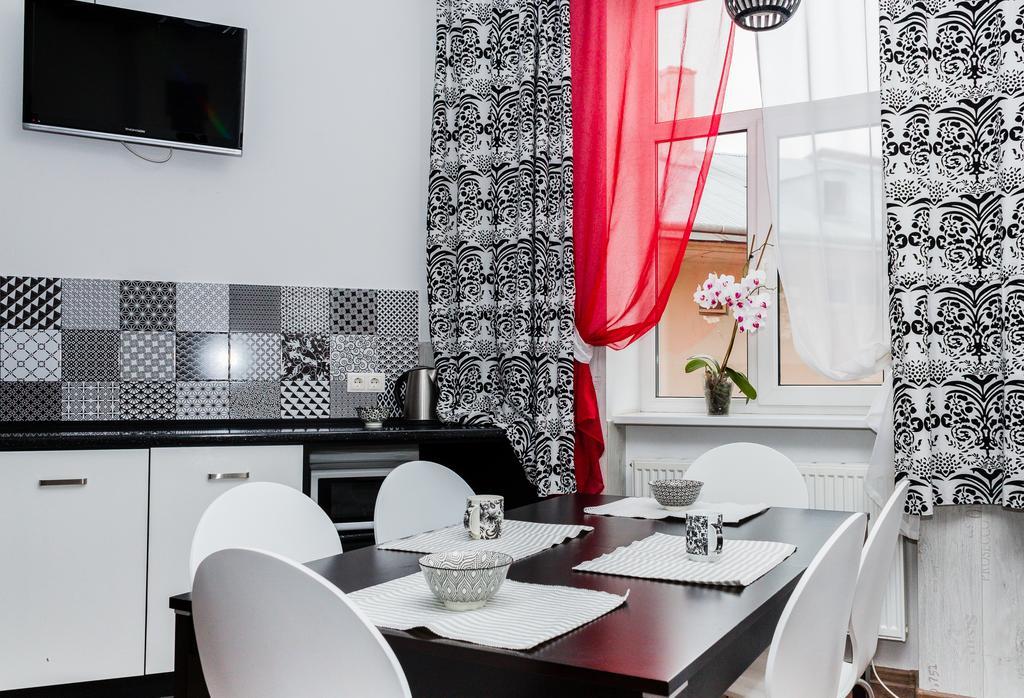 Apartments Zefir Lviv Eksteriør bilde